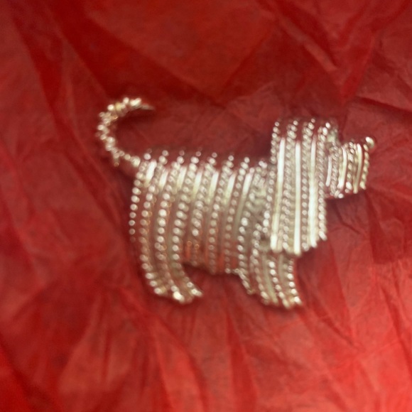 Retro Vintage Sarah Coventry Silver Tone Shaggy Dog Pin Brooch - Picture 3 of 7